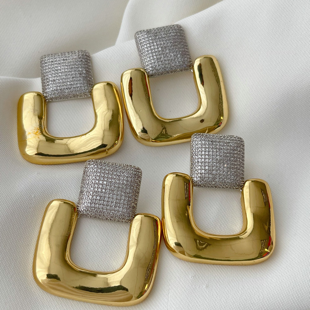 Biocolor square earrings