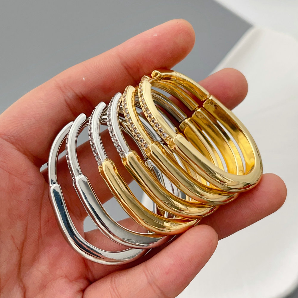 Locker earrings