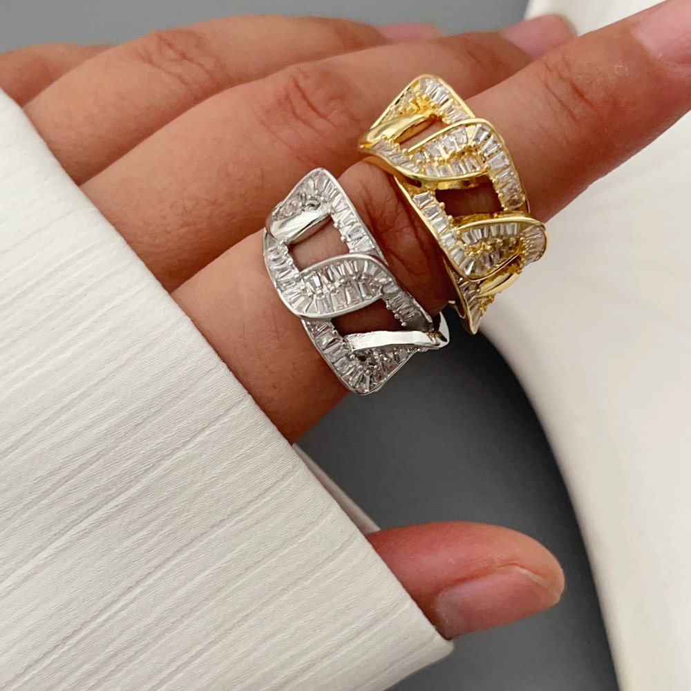 Pave chain zircon ring