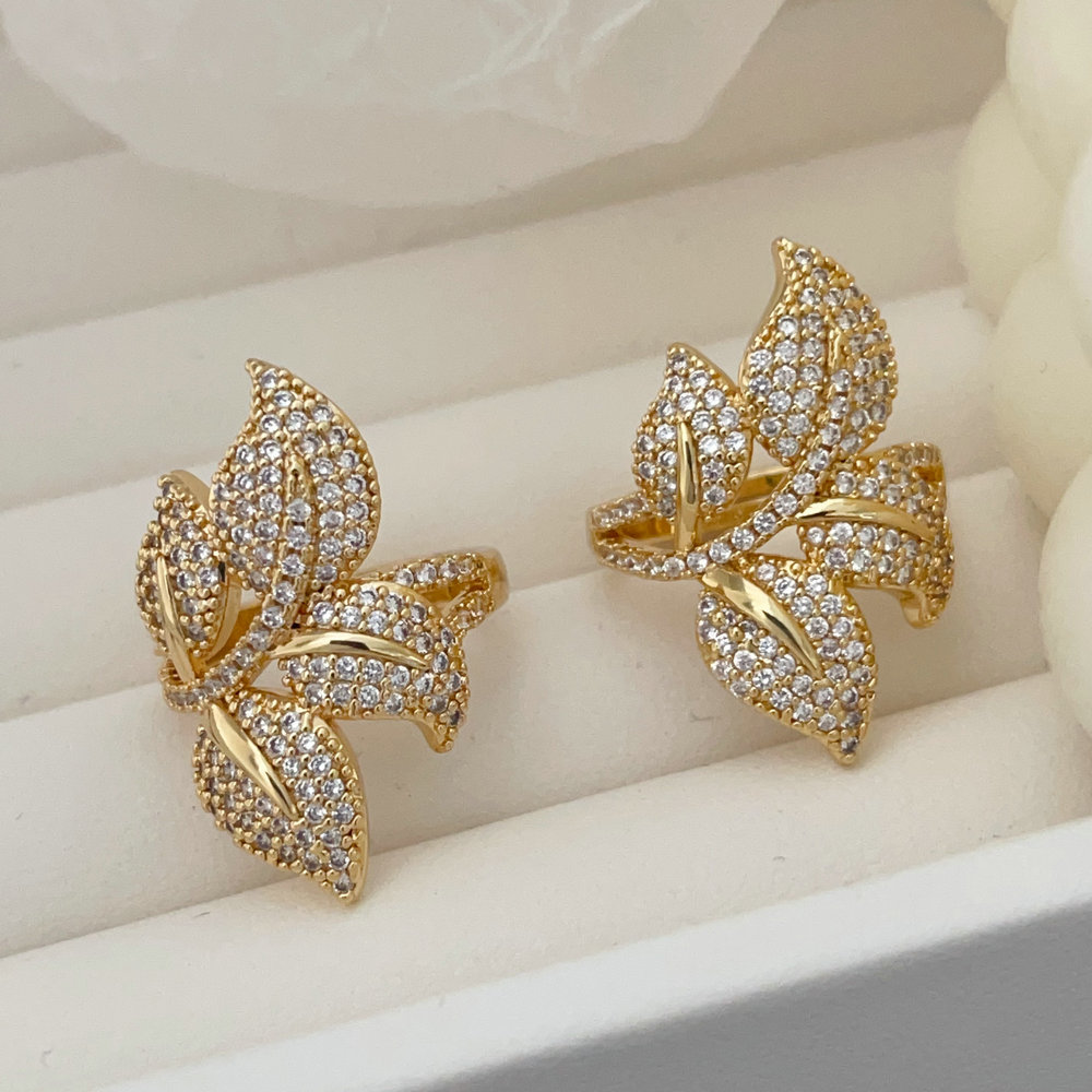 pave zircon leaf ring