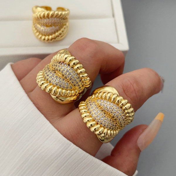 Pave zircon cross ring