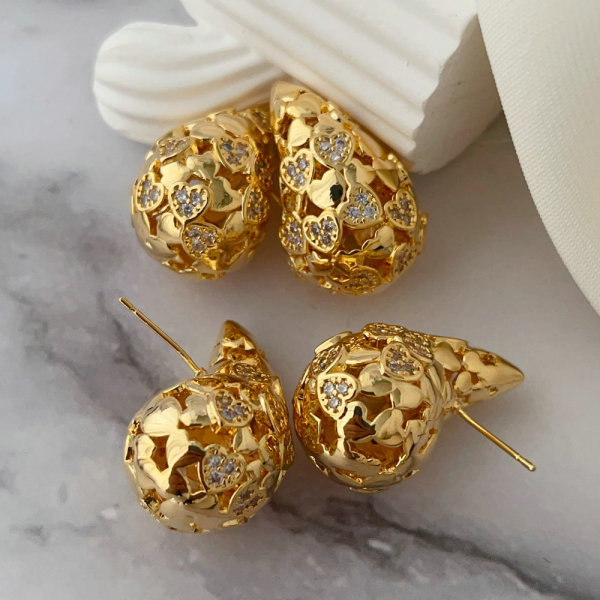 Pave star teardrop earings