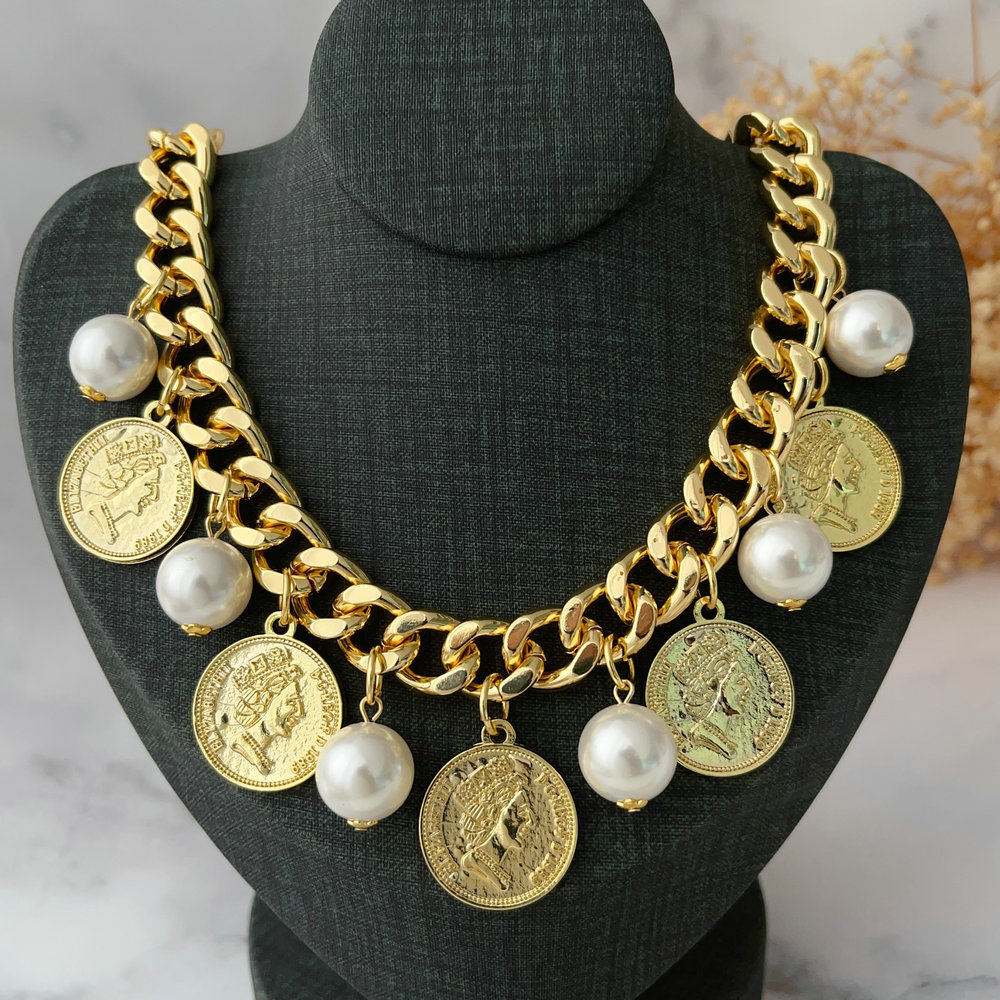 Chunky coin shell pearl necklace