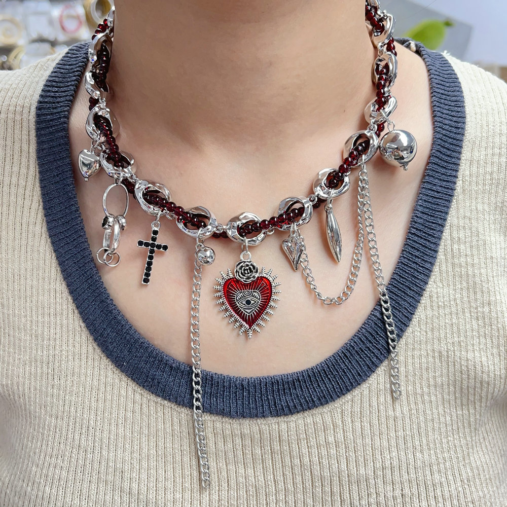 Chunky heart charm chain necklace
