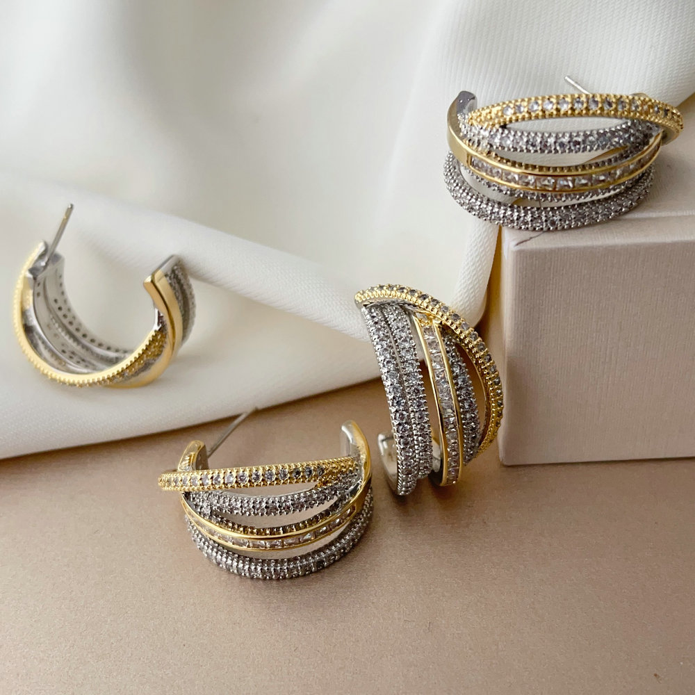 Two tone twist earrings