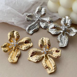 Chunky flower earrings
