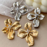 Chunky flower earrings