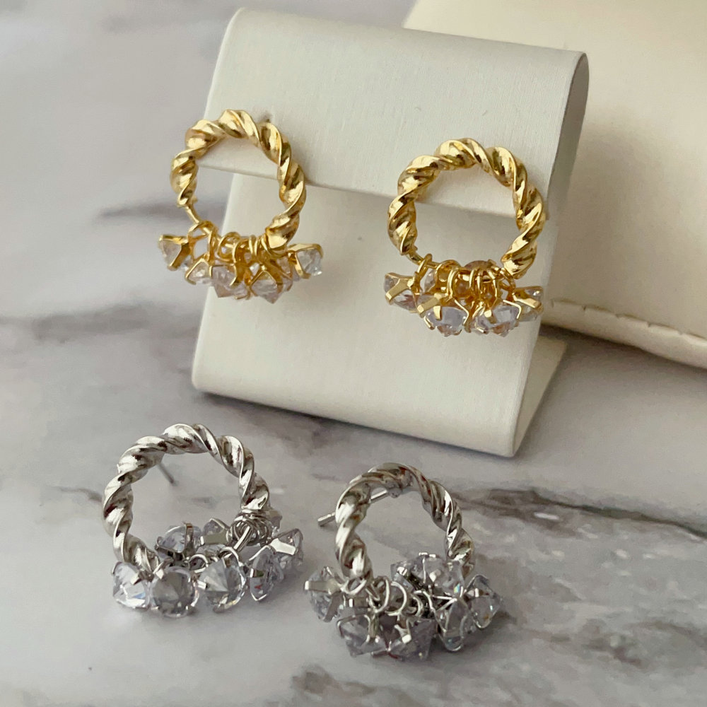 Zircon charm earrings