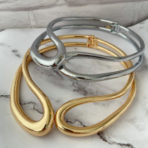 Metal chunky necklace