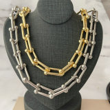 Horseshoe chain necklace