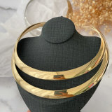 Metal chunky necklace