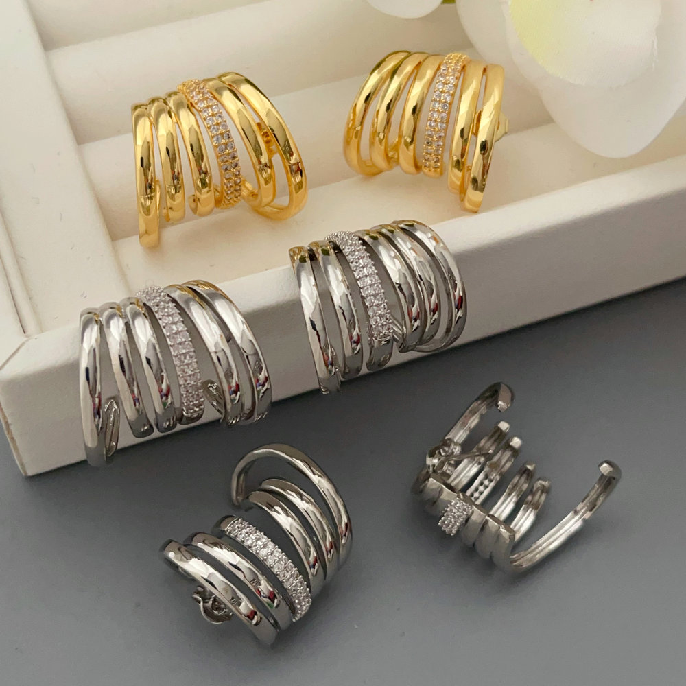 Pave chunky fan earrings