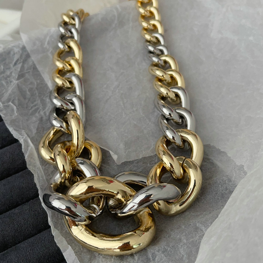 Chunkt two tone chain necklace