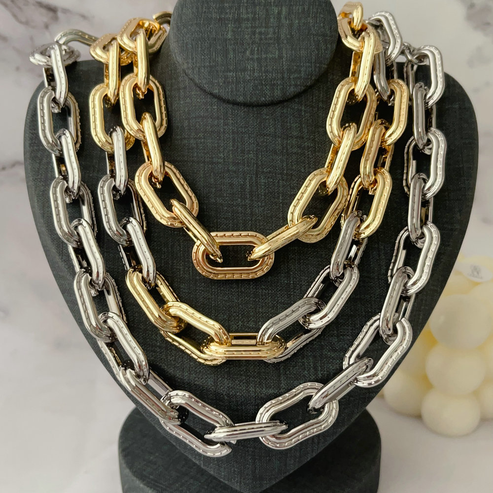 Chunky chain necklace