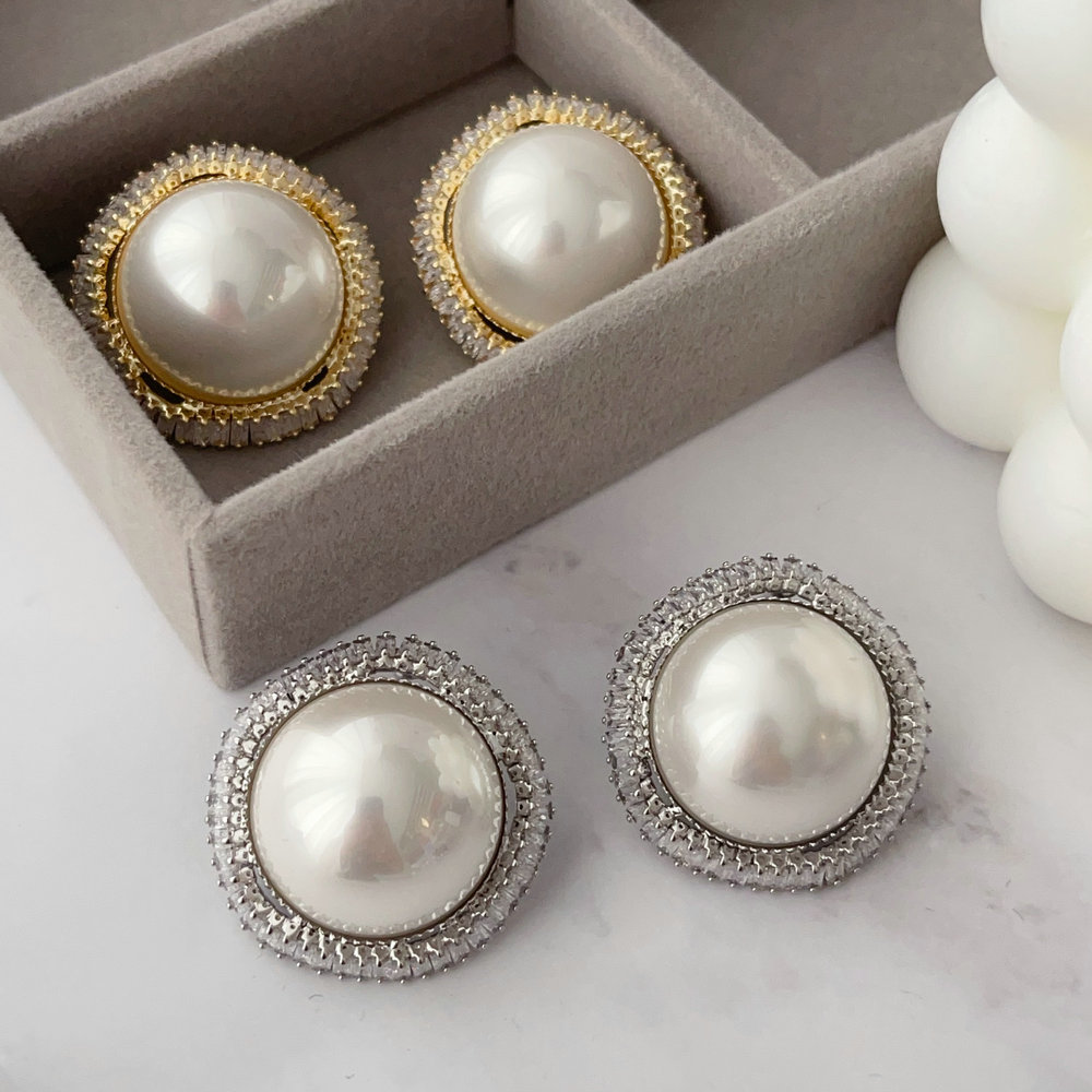 Pearl earrings