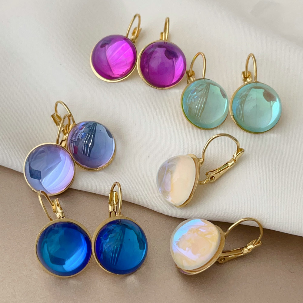 Round crystal earrings