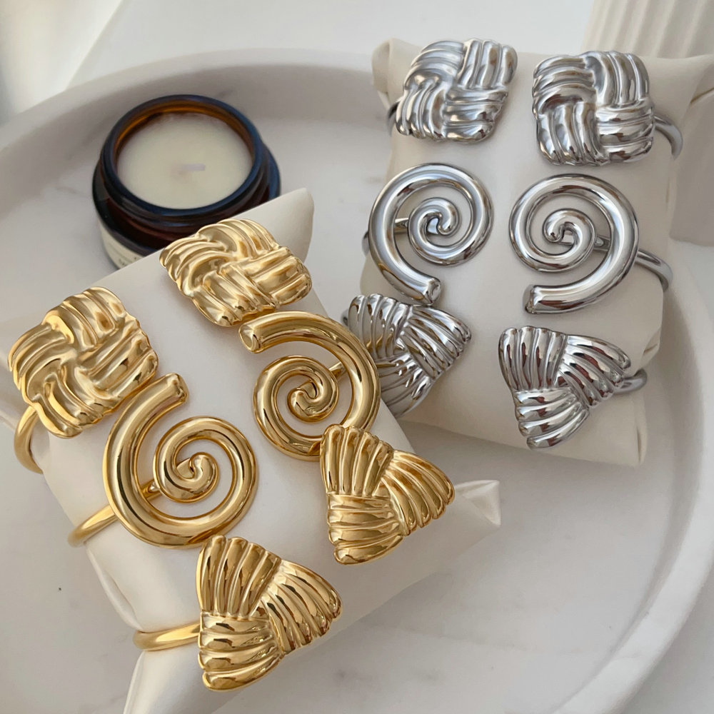 Stainless steel snail cuff