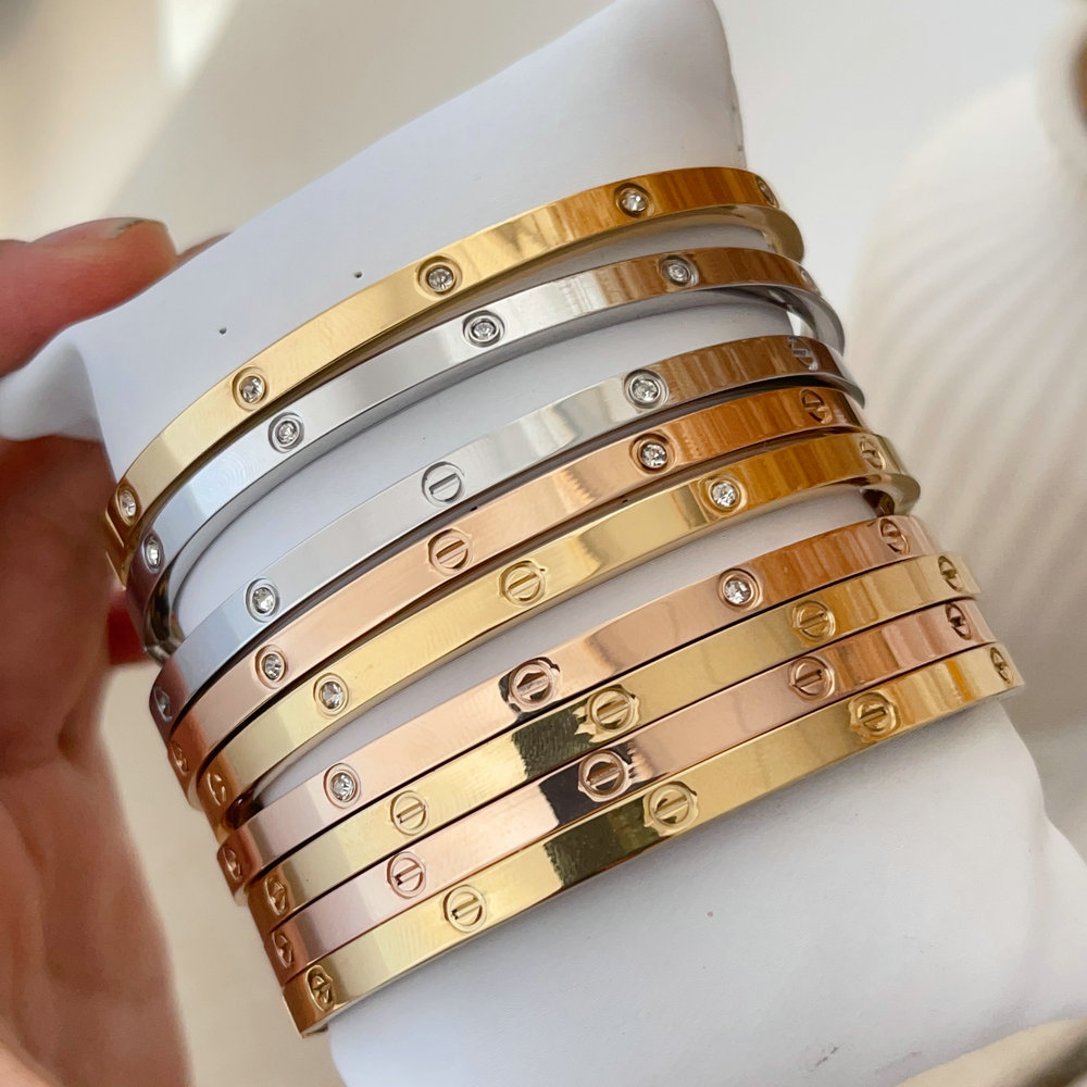 Stainless steel 4mm snail bangle