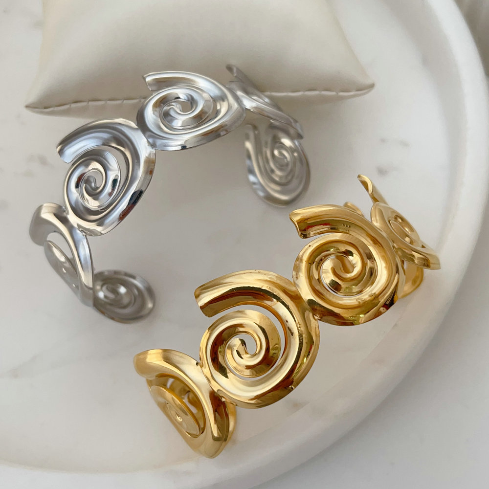 Stainless steel chunky snail cuff