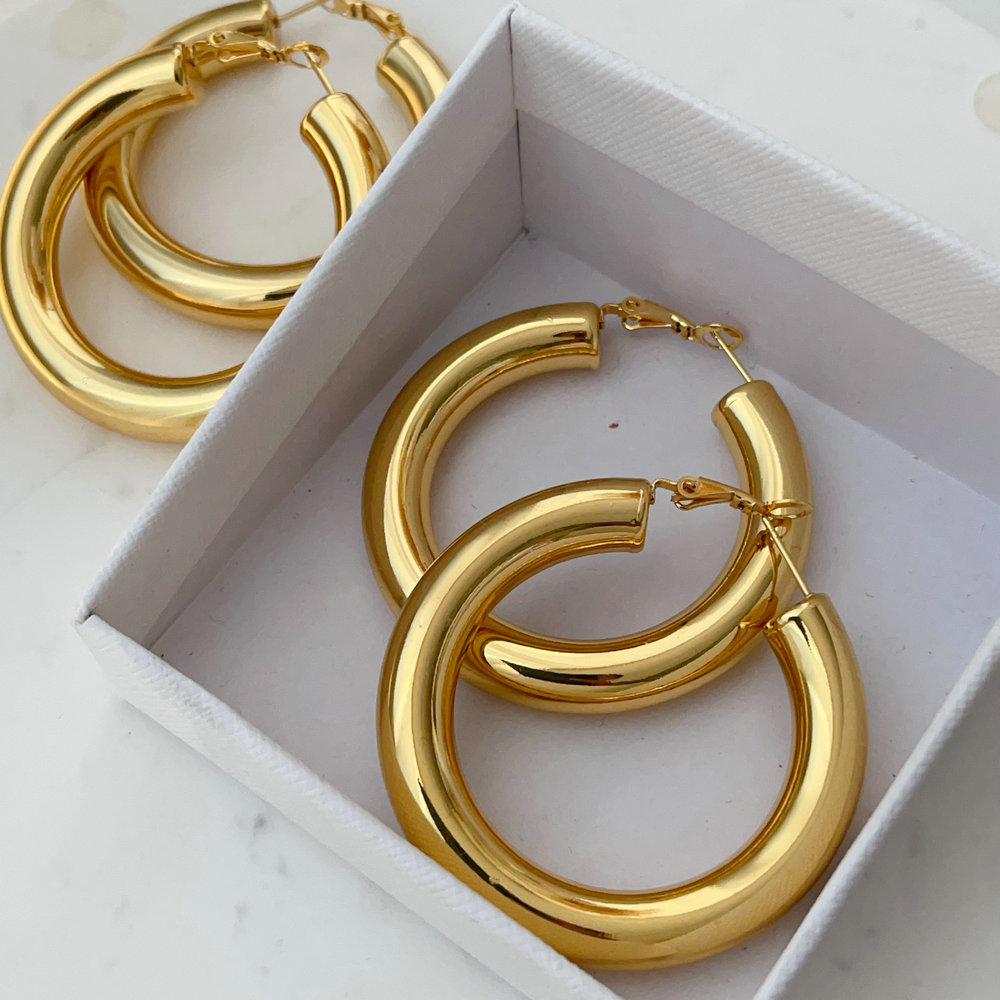 Stainless steel chunky hoop