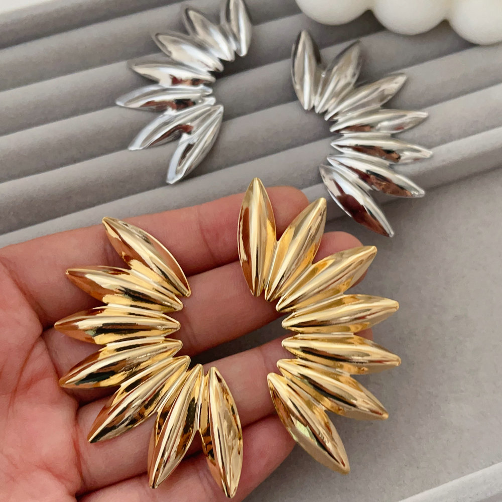 Metal sunflower earrings
