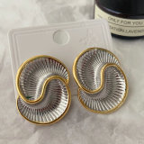 Metal two tone circle earrings  ﻿