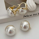 Pearl ball earrings