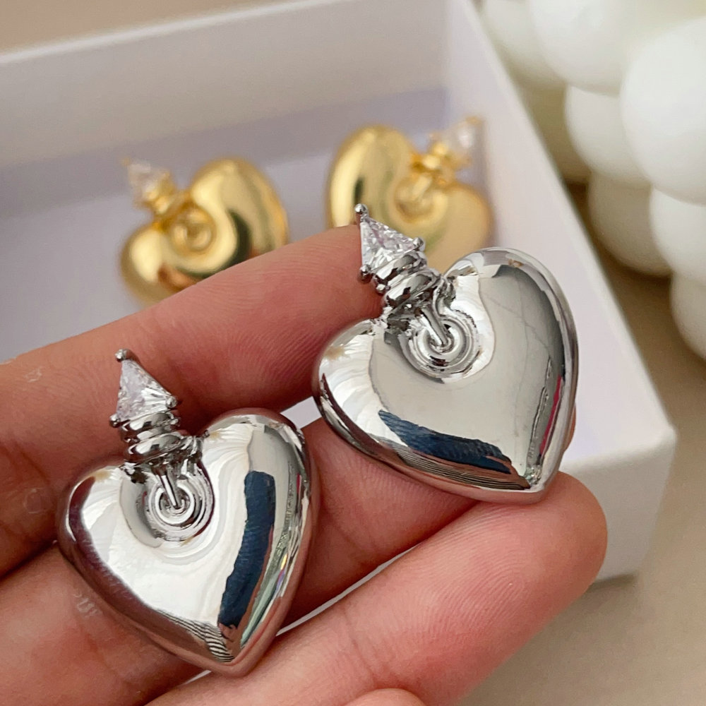 Metal heart earrings