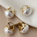 Pearl ball earrings