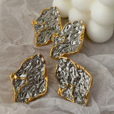 Metal biocolor square earrings