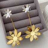Chunky flower earrings