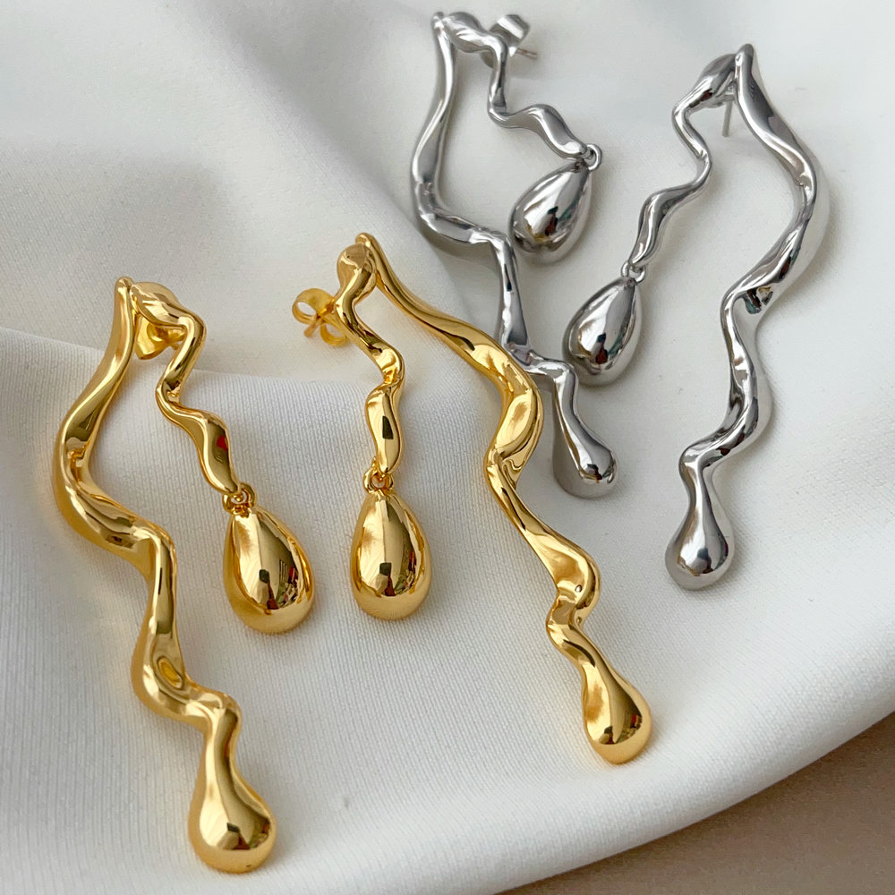 Metal leaf earrings