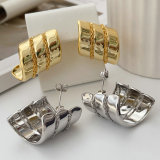 Metal chunky fat shape earrings