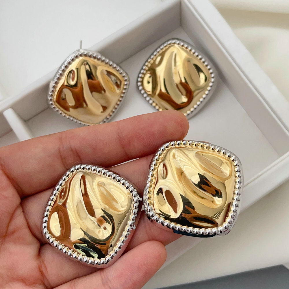 Metal chunky two tone square earrings