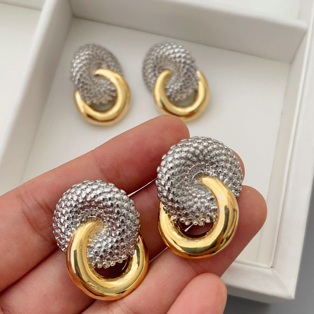 Metal two tone circle earrings