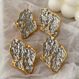 Metal biocolor square earrings
