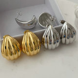 Metal chunky fan earrings