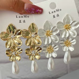 Chunky flower earrings
