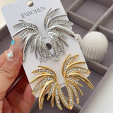 Metal chunky wing earrings