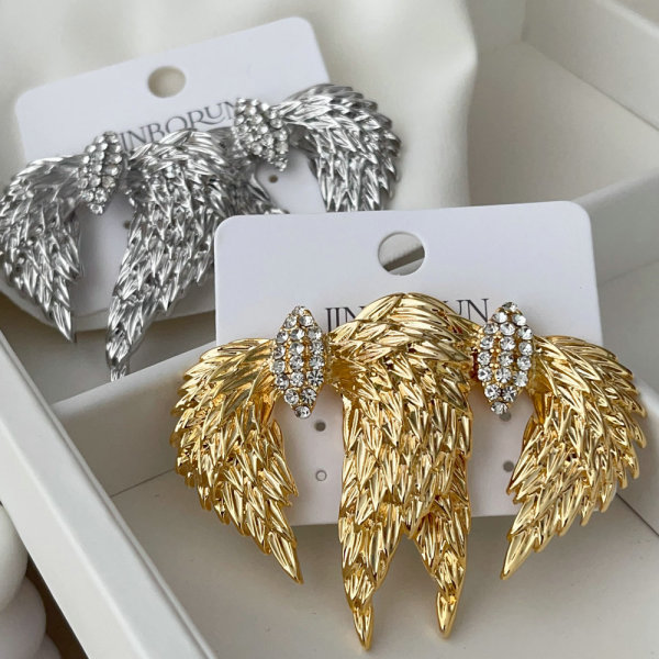 Chunky metal wing earrings