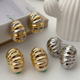 Two tone croissant earrings