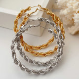 Metal twist hoop