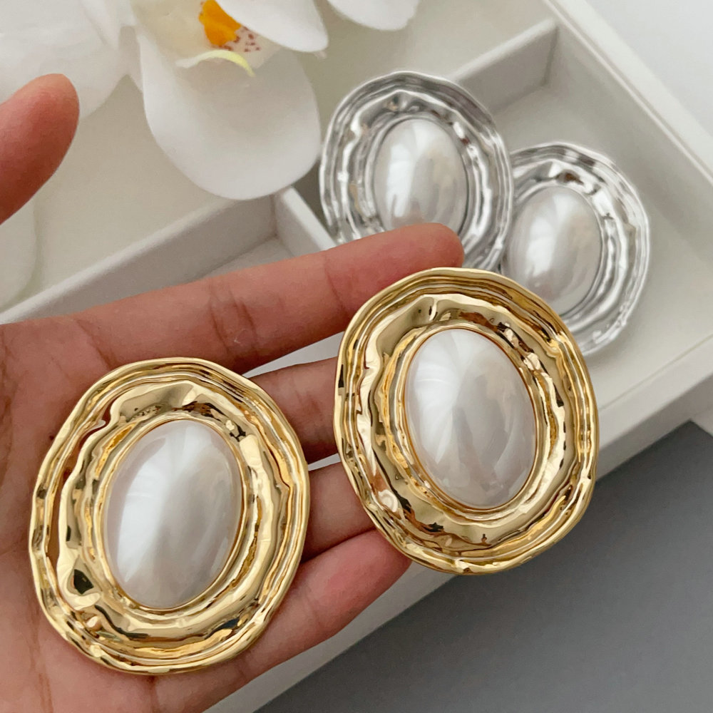 Chunky oval pearl earrings