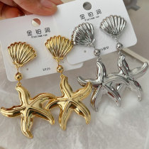 Shell star earrings