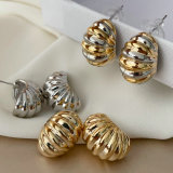 Two tone croissant earrings