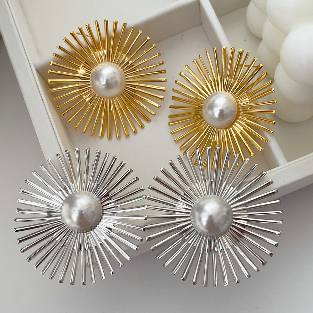 Chunky sunflower earrings