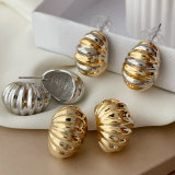 Two tone croissant earrings