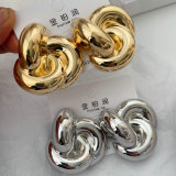 Metal chunky flower earrings