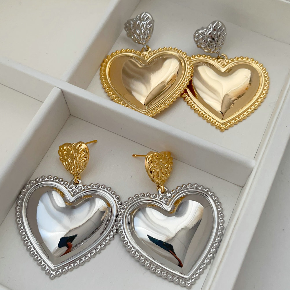 Chunky heart earrings