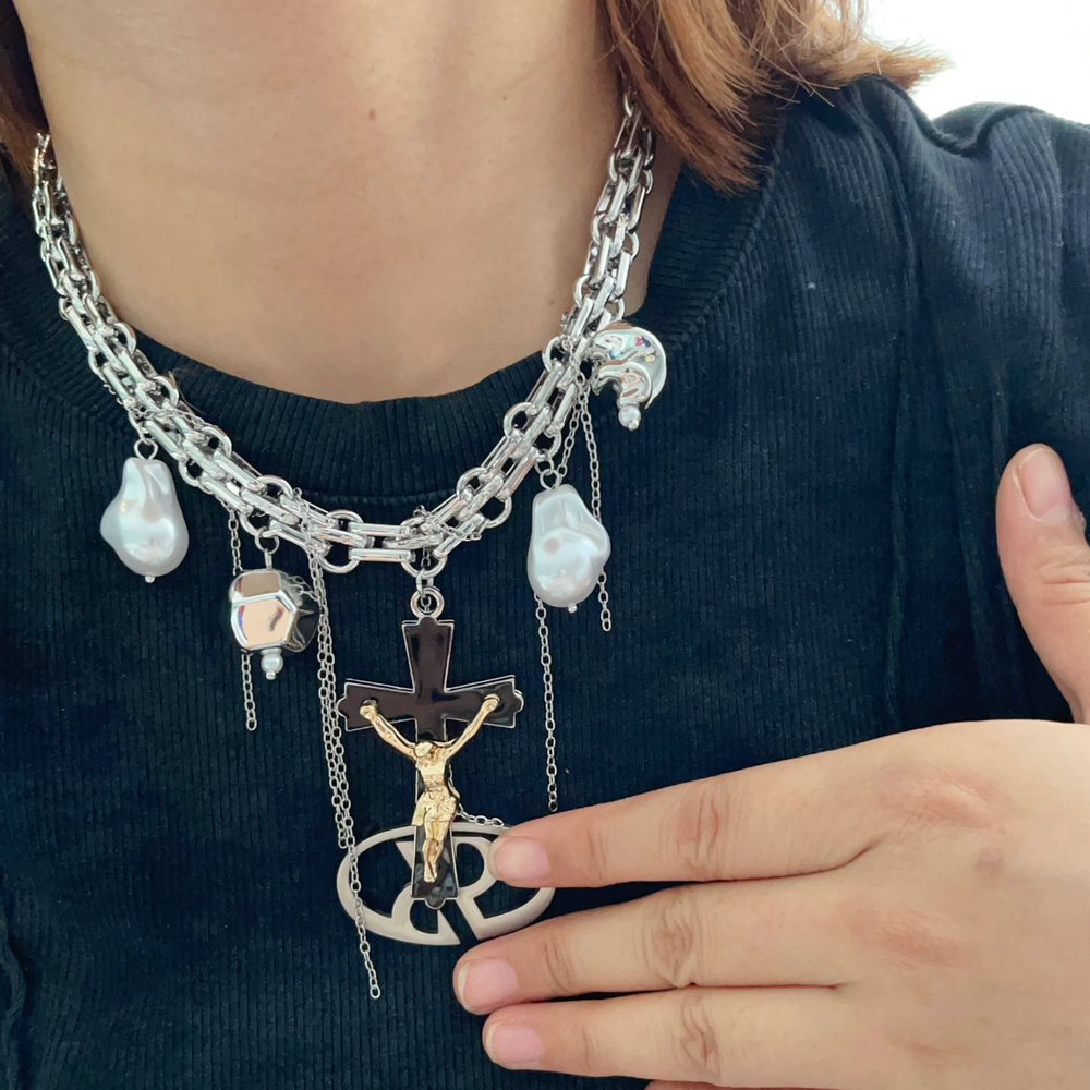 Cross pendant cuban chain necklace